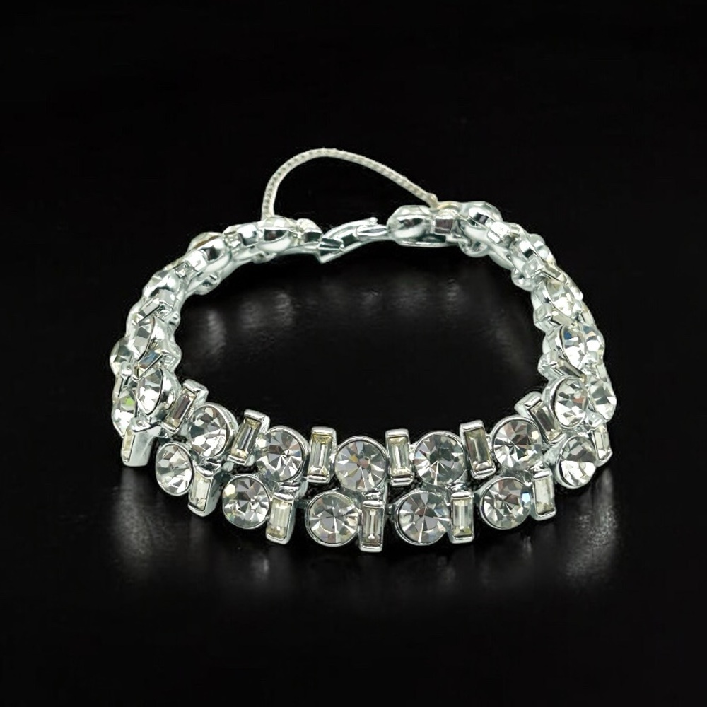 💎Vintage Signed Hattie Carnegie Silver Tone Rhinestone Bracelet | Clear Crystals